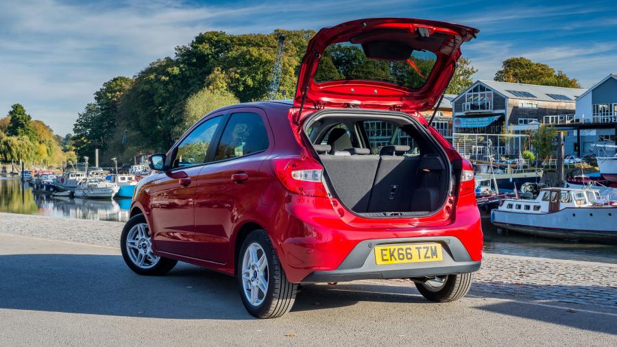  Ford Ka+ 2016 года  (UK) (фото 14 из 30)